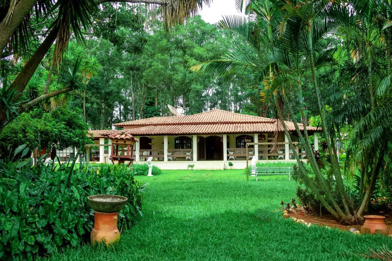 Villa Fazendinha Nossa Senhora Da Medalha Milagrosa Ouro Fino  Exterior foto